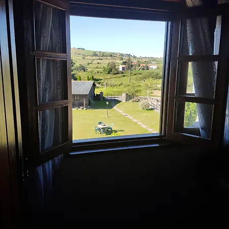 Castio サンティリャーナ・デル・マル